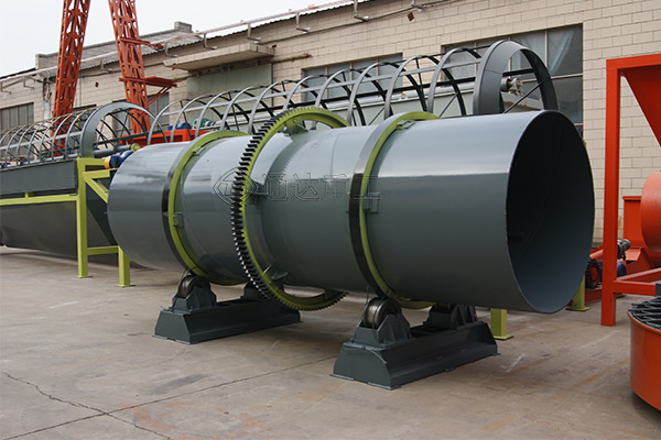 回轉(zhuǎn)式包膜機(jī)