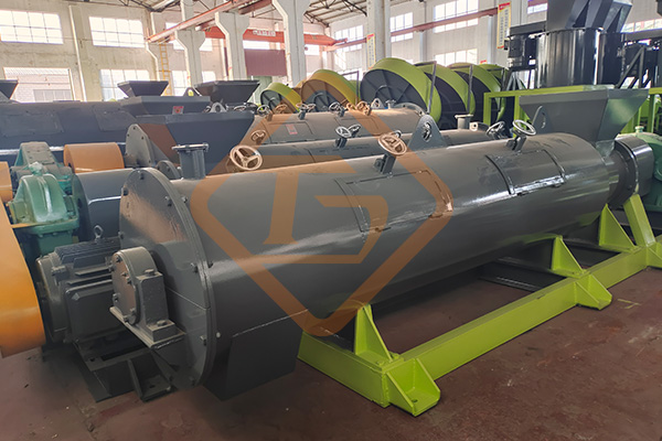 攪齒造粒機(jī)