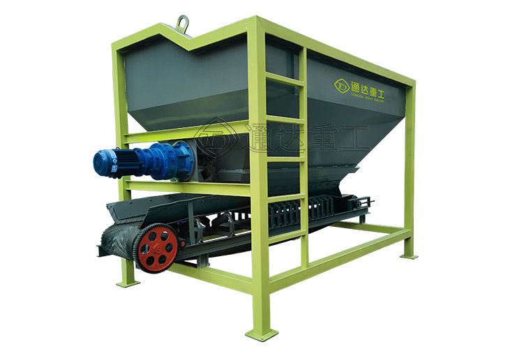 有機肥生產(chǎn)線給料設備，肥料加工鏟車上料機