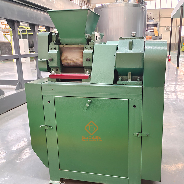 對(duì)輥擠壓造粒