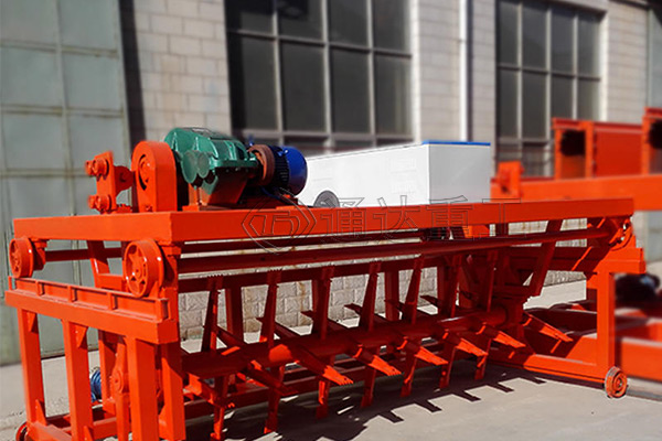 槽式翻拋機(jī)的結(jié)構(gòu)分析