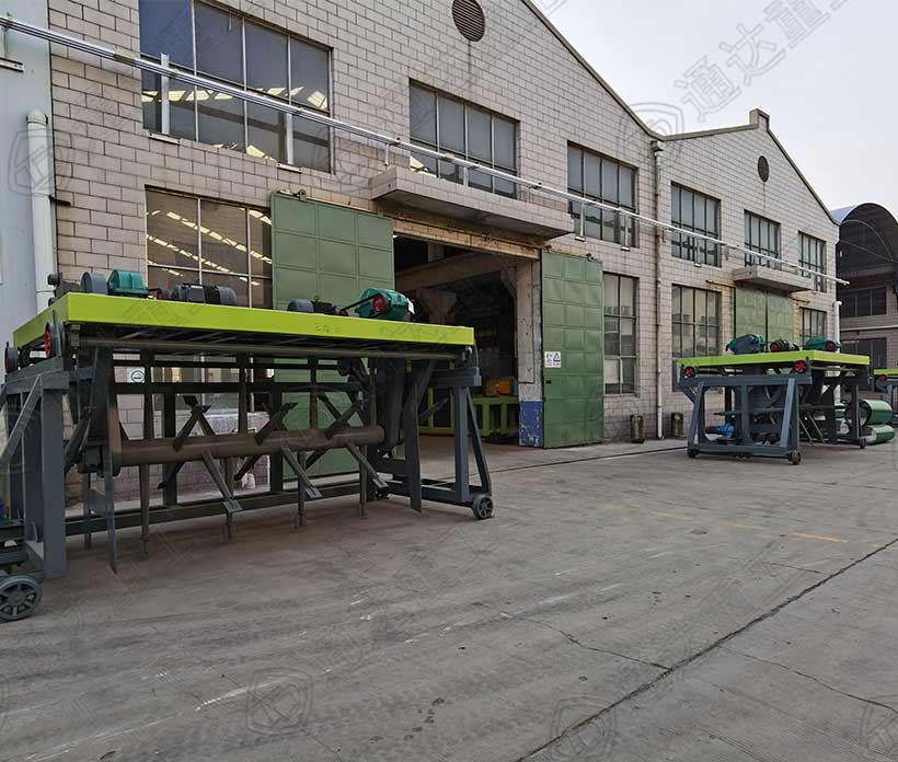 養(yǎng)雞場(chǎng)4米槽式堆肥翻拋機(jī)設(shè)計(jì)方案、特點(diǎn)優(yōu)勢(shì)