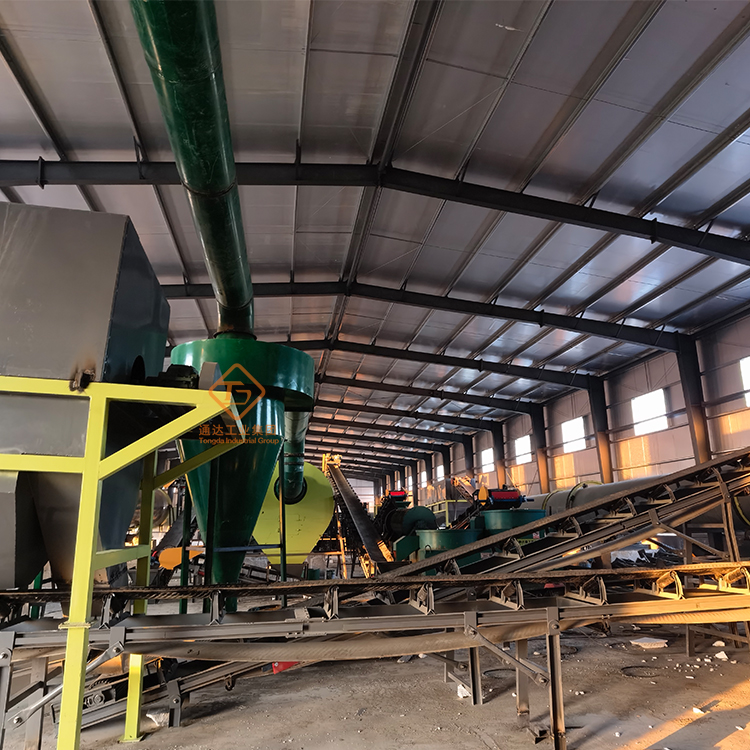 養(yǎng)1萬(wàn)頭牛，配套牛糞有機(jī)肥設(shè)備需要哪些? 