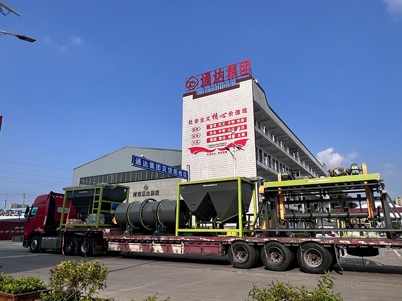 雞屎加工有機(jī)肥的小型設(shè)備特點(diǎn)，投資預(yù)算